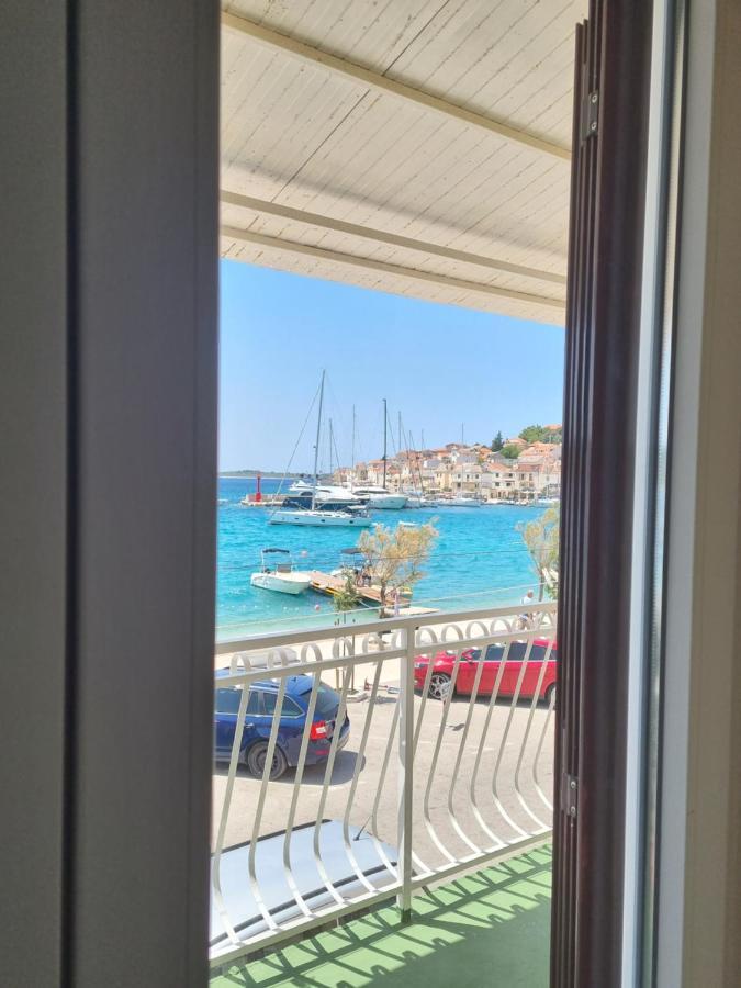 Apartman Smoljic 4+2 Primošten Kültér fotó